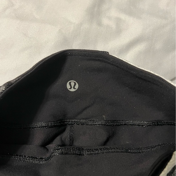 Lululemon Women's Leggings - Picture 4 of 6